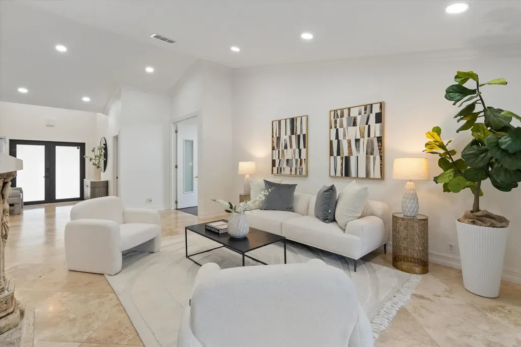 10076 El Caballo Court Delray Beach FL 33446