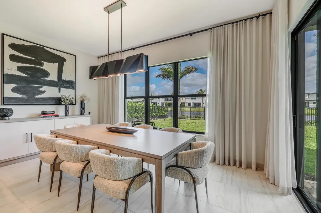 8283 Royal County Down Road Boca Raton FL 33434