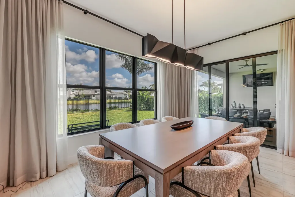 8283 Royal County Down Road Boca Raton FL 33434