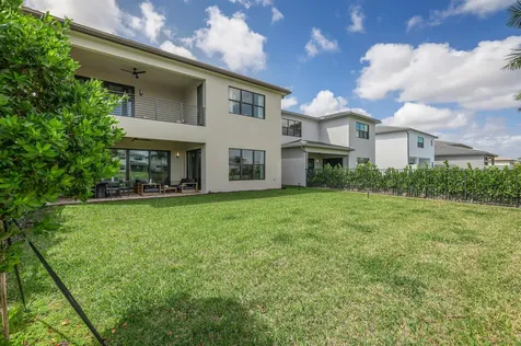 8283 Royal County Down Road Boca Raton FL 33434