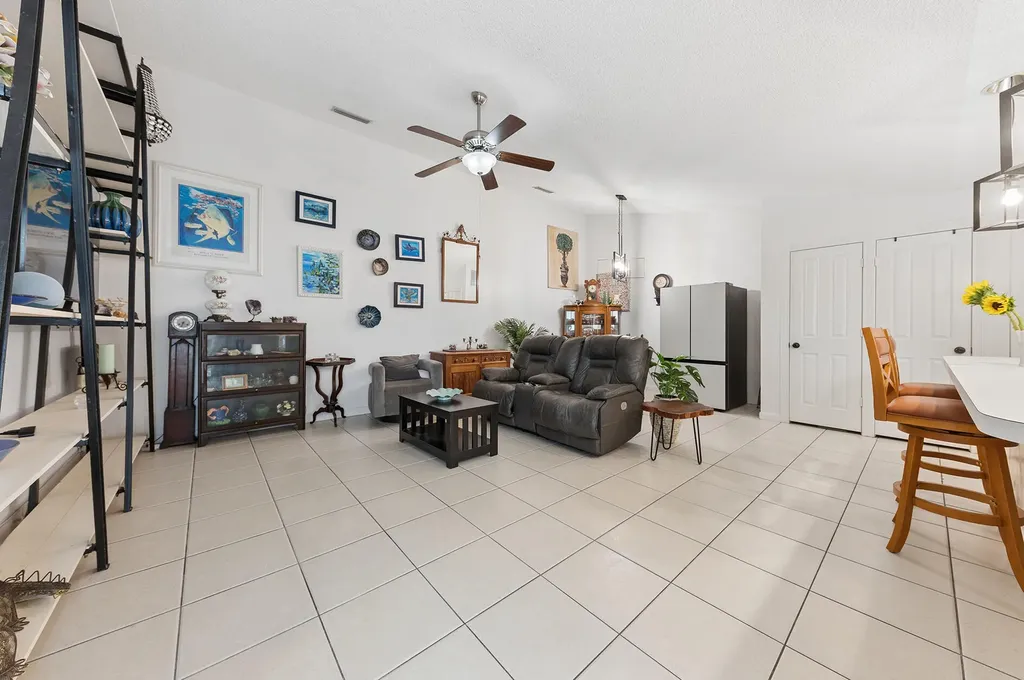 3204 Lakemont Court Palm Beach Gardens FL 33403