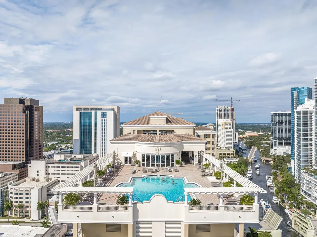 511 SE 5th Avenue Fort Lauderdale FL 33301
