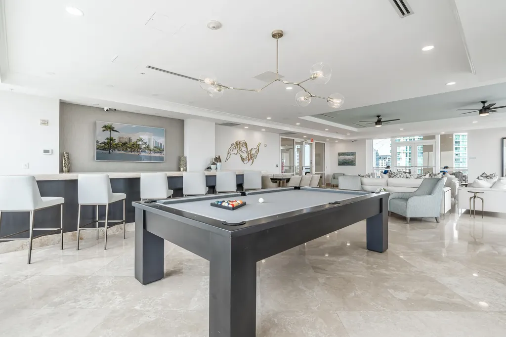 511 SE 5th Avenue Fort Lauderdale FL 33301