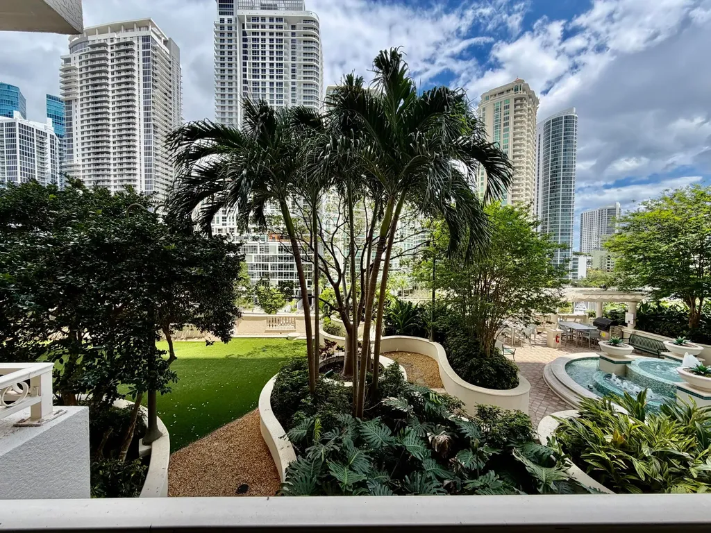 511 SE 5th Avenue Fort Lauderdale FL 33301