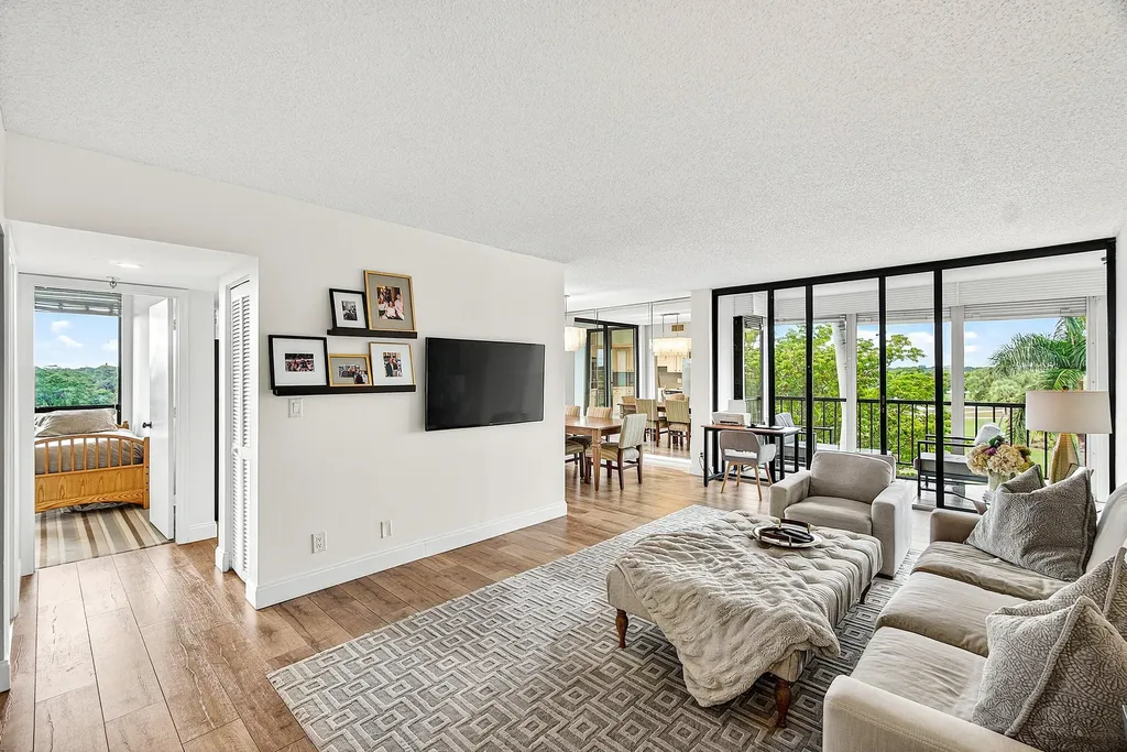 6797 Willow Wood Drive Boca Raton FL 33434