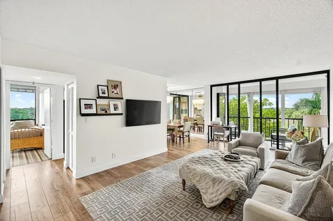 6797 Willow Wood Drive Boca Raton FL 33434