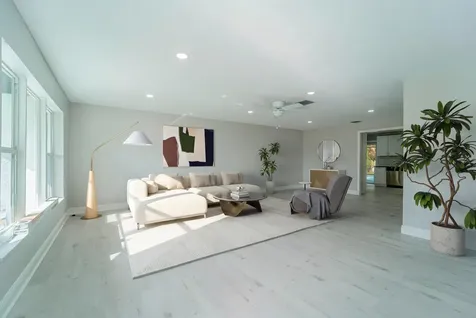 2538 SE Price Court Port St Lucie FL 34984