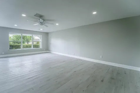 2538 SE Price Court Port St Lucie FL 34984
