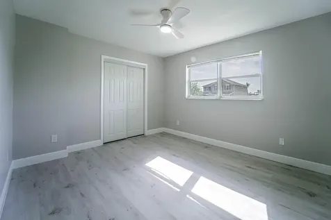 2538 SE Price Court Port St Lucie FL 34984