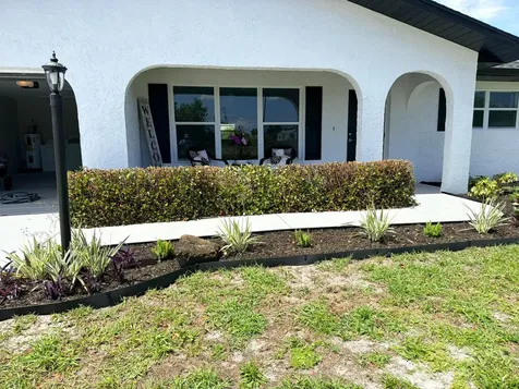 2538 SE Price Court Port St Lucie FL 34984