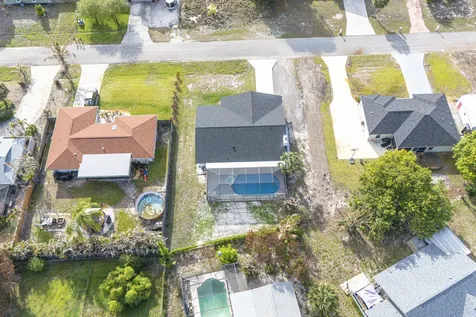 2538 SE Price Court Port St Lucie FL 34984