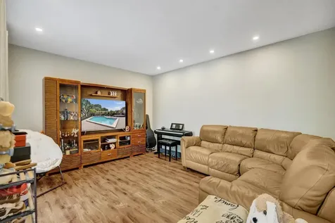2321 Bayberry Drive Pembroke Pines FL 33024