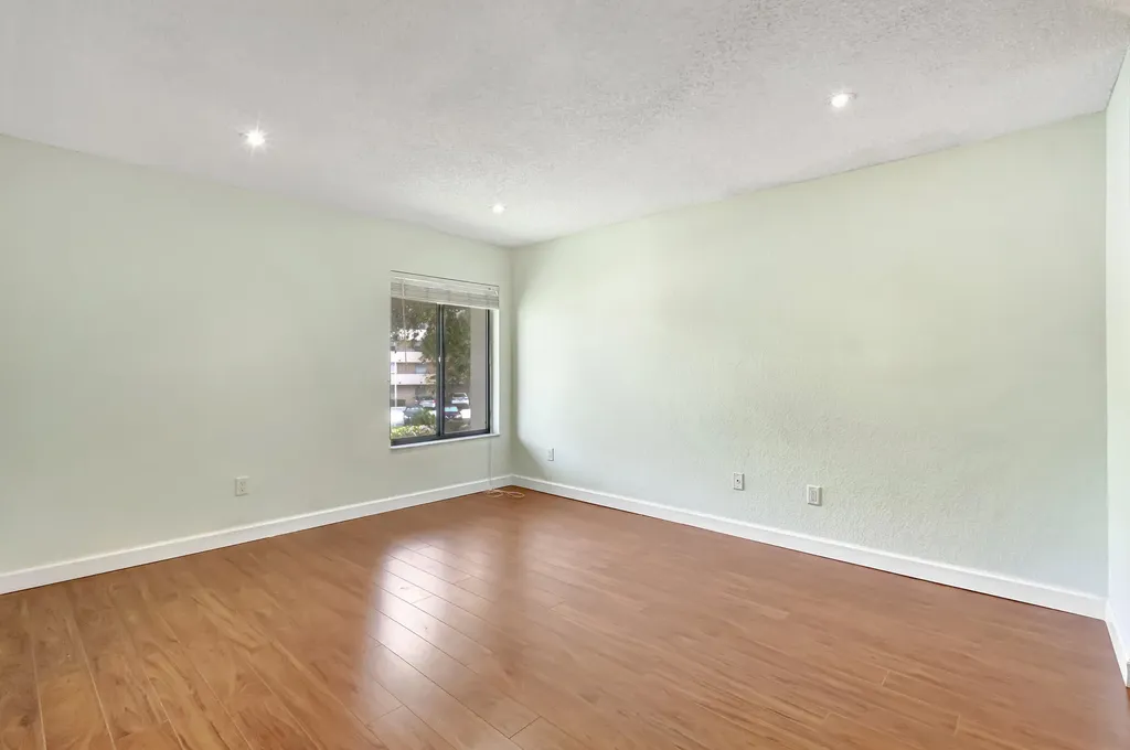 351 Club Circle Boca Raton FL 33487