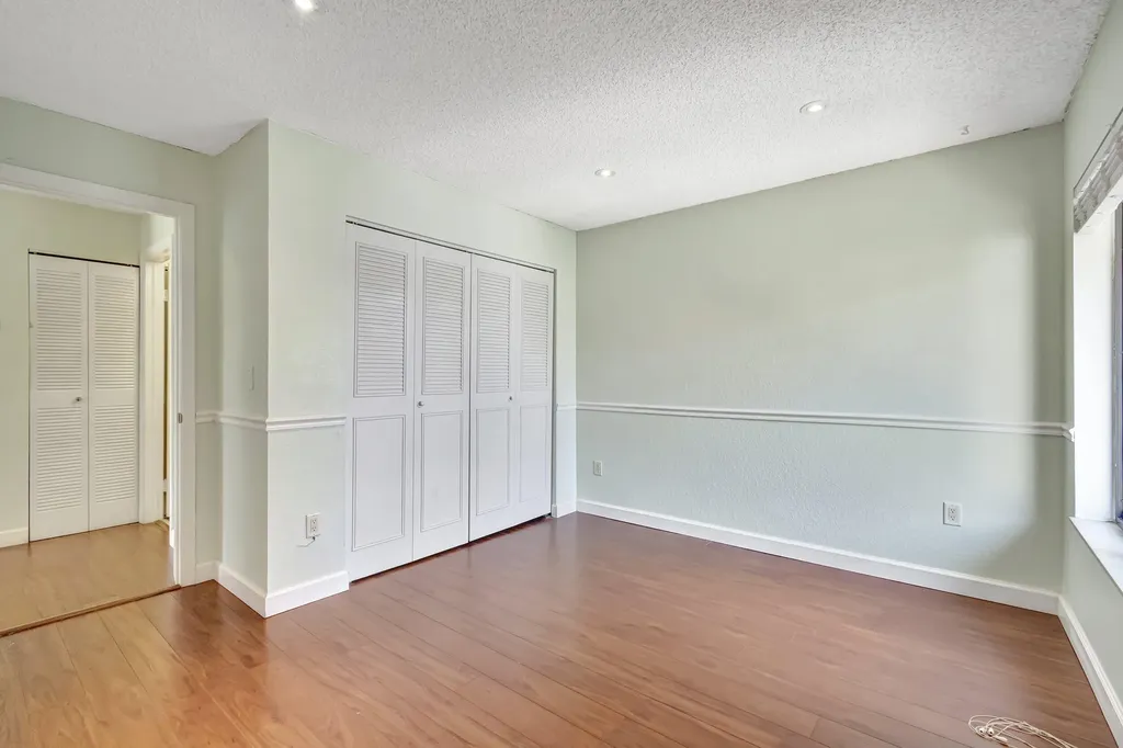 351 Club Circle Boca Raton FL 33487