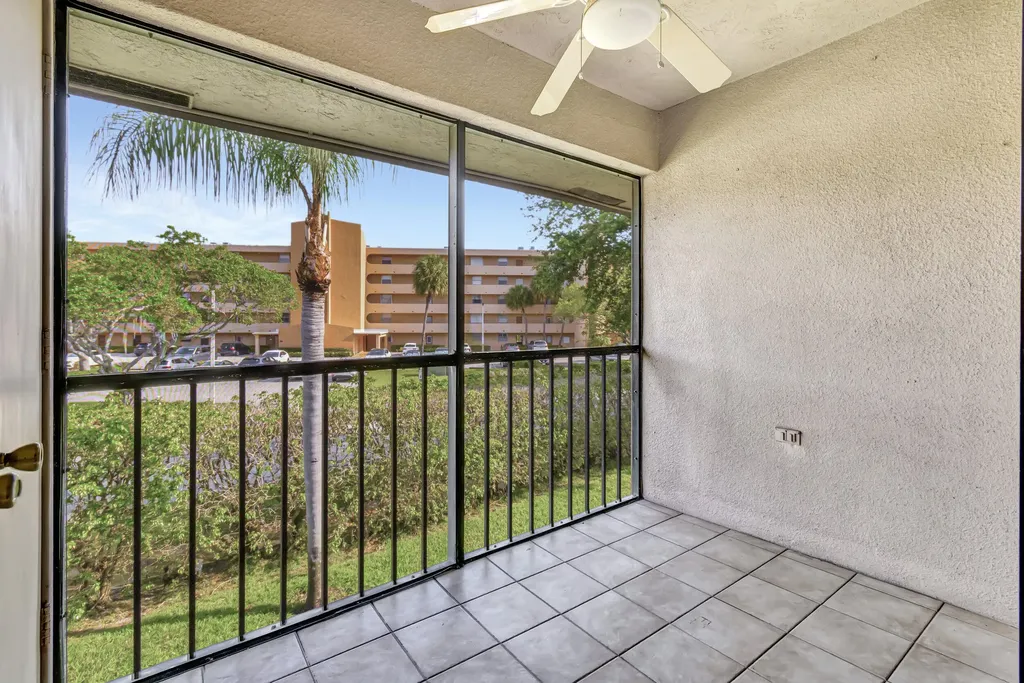 351 Club Circle Boca Raton FL 33487