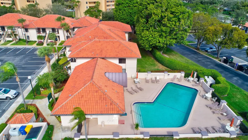 351 Club Circle Boca Raton FL 33487