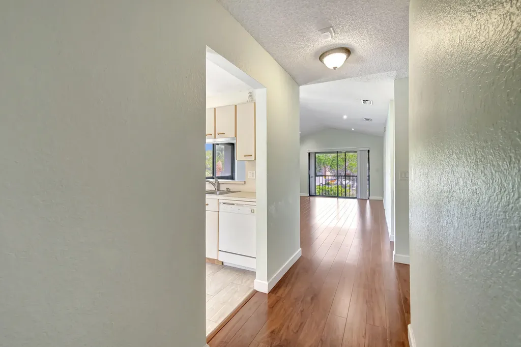 351 Club Circle Boca Raton FL 33487