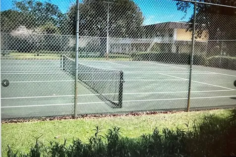 5150 NE 6th Avenue Oakland Park FL 33334