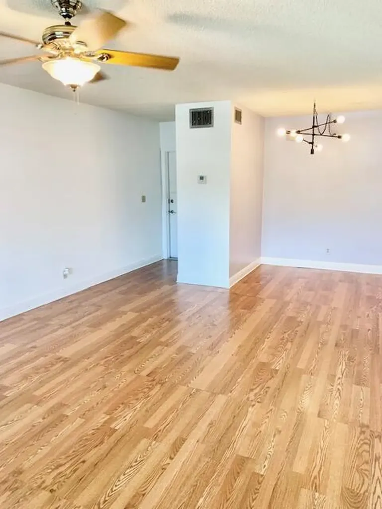 2426 SE 17th Street Fort Lauderdale FL 33316