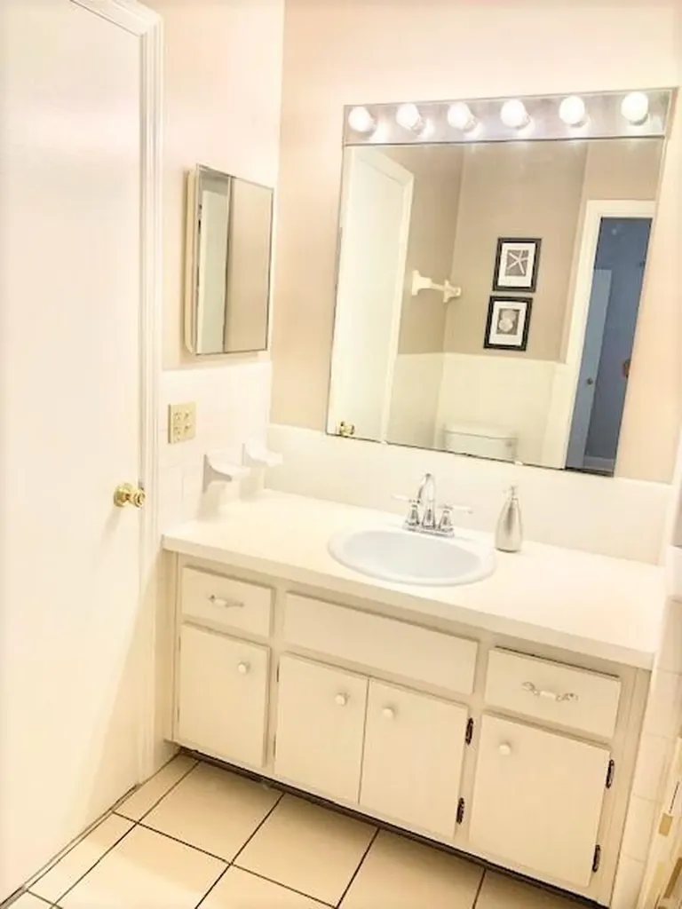 2426 SE 17th Street Fort Lauderdale FL 33316
