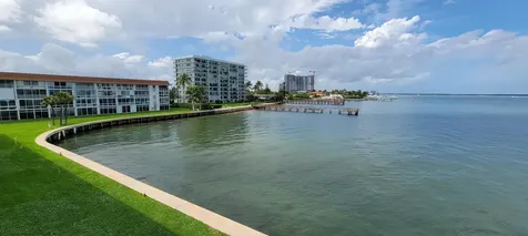 410 Wilma Circle Riviera Beach FL 33404