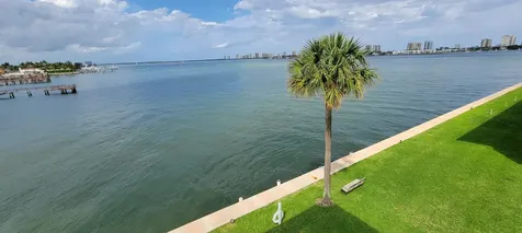 410 Wilma Circle Riviera Beach FL 33404