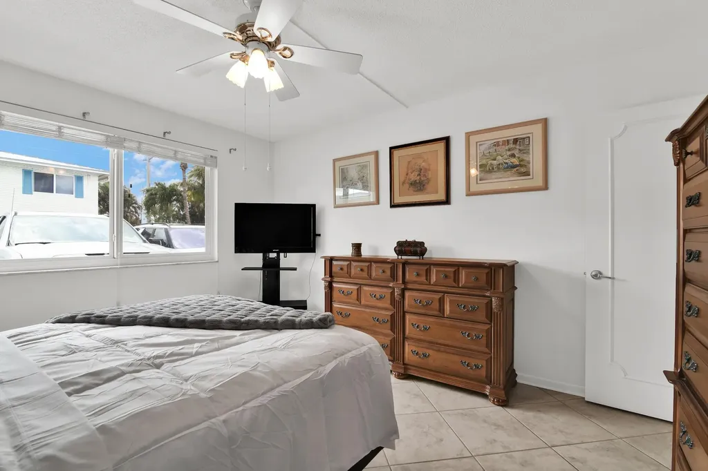6263 NE 19th Avenue Fort Lauderdale FL 33308