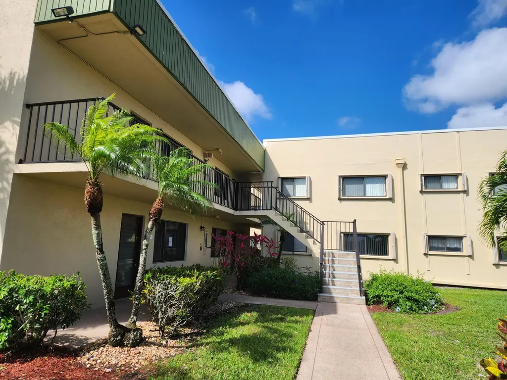15217 Lakes Of Delray Boulevard Delray Beach FL 33484