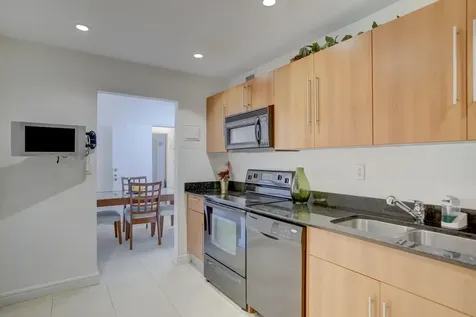 3000 S Ocean Drive Hollywood FL 33019
