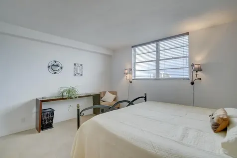 3000 S Ocean Drive Hollywood FL 33019