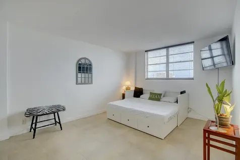 3000 S Ocean Drive Hollywood FL 33019