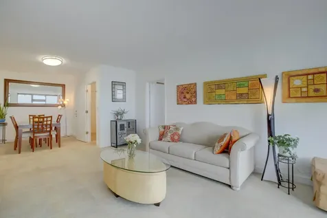 3000 S Ocean Drive Hollywood FL 33019