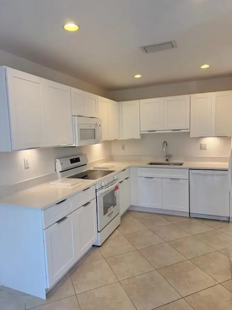 20918 Estada Lane Boca Raton FL 33433