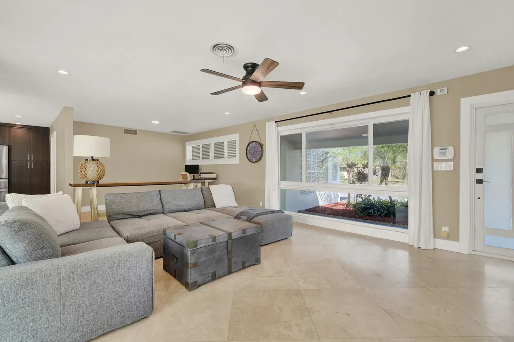 2152 NE 61st Court Fort Lauderdale FL 33308