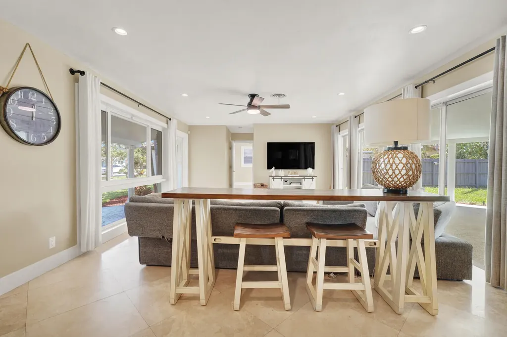 2152 NE 61st Court Fort Lauderdale FL 33308