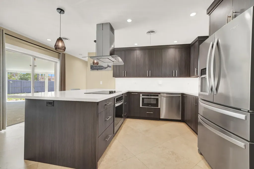 2152 NE 61st Court Fort Lauderdale FL 33308