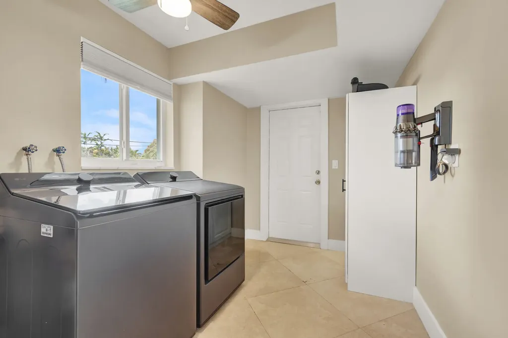 2152 NE 61st Court Fort Lauderdale FL 33308