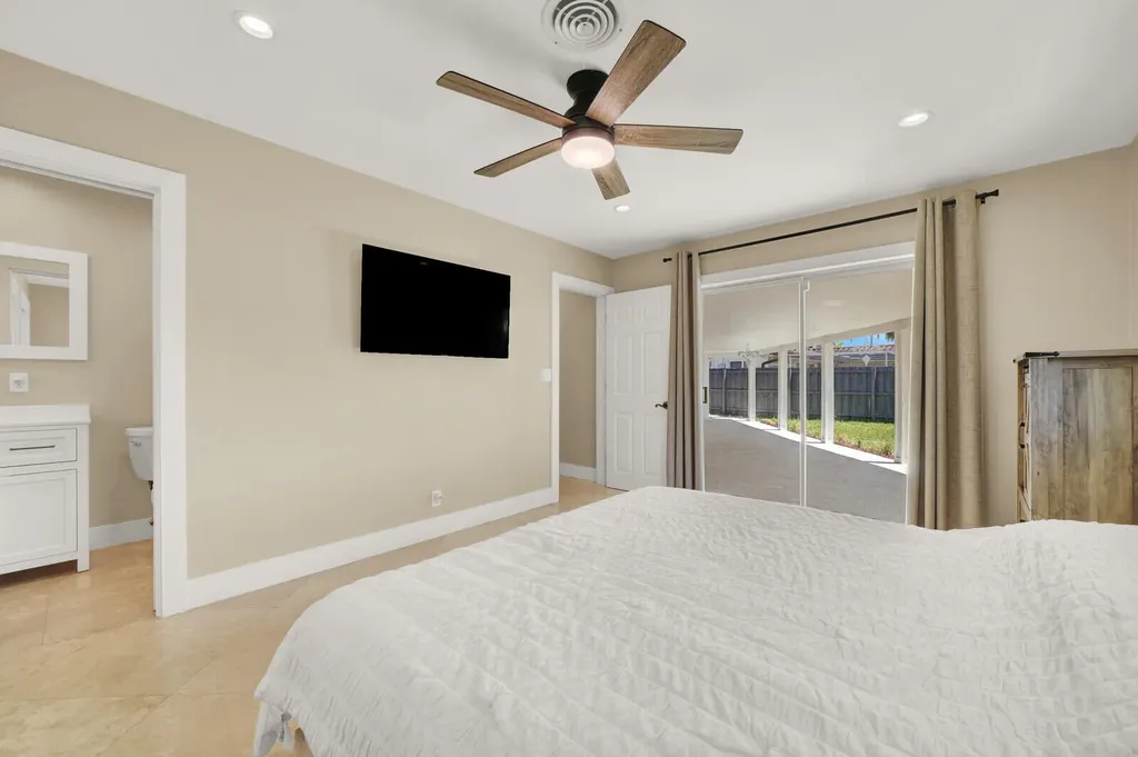 2152 NE 61st Court Fort Lauderdale FL 33308