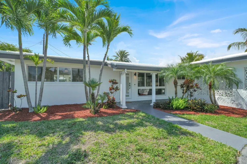 2152 NE 61st Court Fort Lauderdale FL 33308