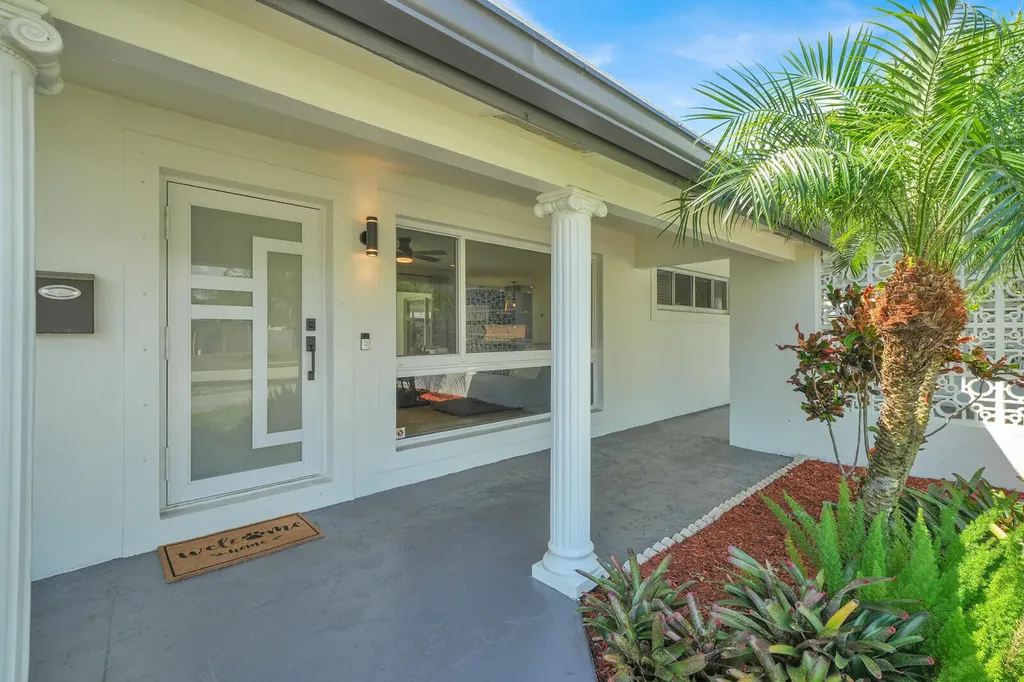 2152 NE 61st Court Fort Lauderdale FL 33308