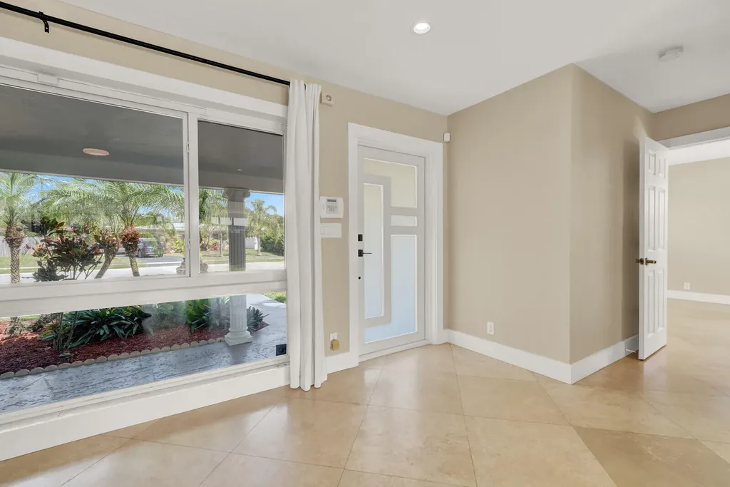 2152 NE 61st Court Fort Lauderdale FL 33308