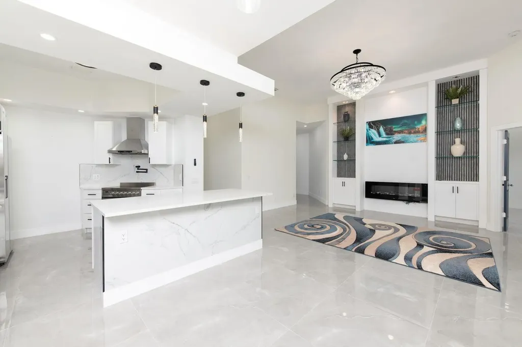 249 NW Bentley Circle Port St Lucie FL 34986