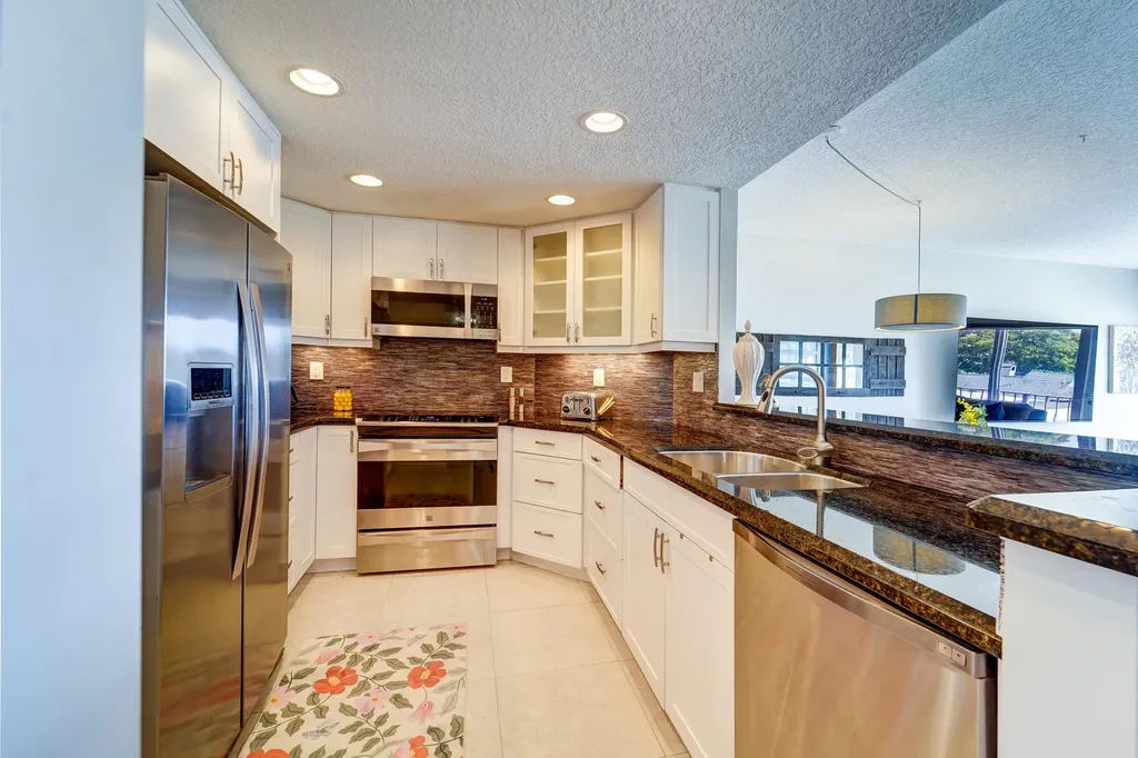 2500 E Las Olas Boulevard Fort Lauderdale FL 33301