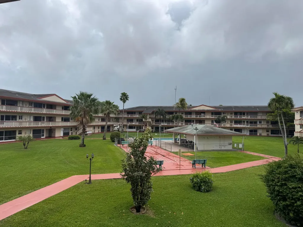 5300 Washington Street Hollywood FL 33021