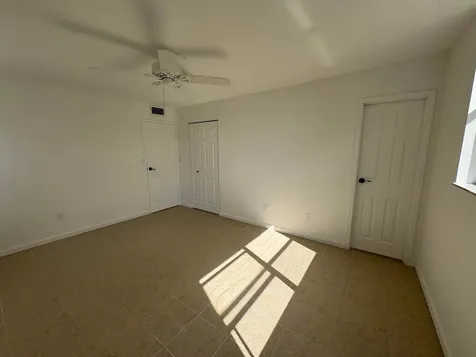 2850 Somerset Drive Lauderdale Lakes FL 33311