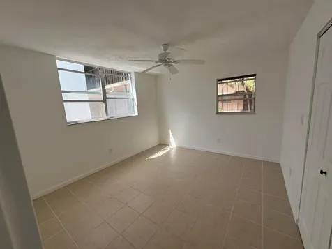2850 Somerset Drive Lauderdale Lakes FL 33311