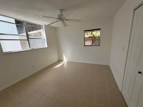 2850 Somerset Drive Lauderdale Lakes FL 33311