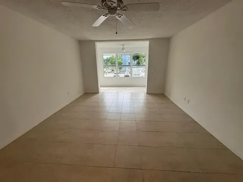 2850 Somerset Drive Lauderdale Lakes FL 33311