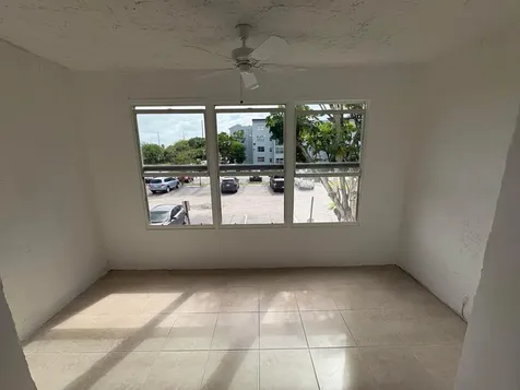 2850 Somerset Drive Lauderdale Lakes FL 33311