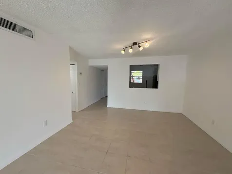 2850 Somerset Drive Lauderdale Lakes FL 33311